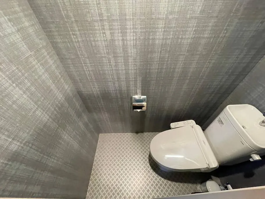 Wolf Pack Apartment 33 Osaka Japón