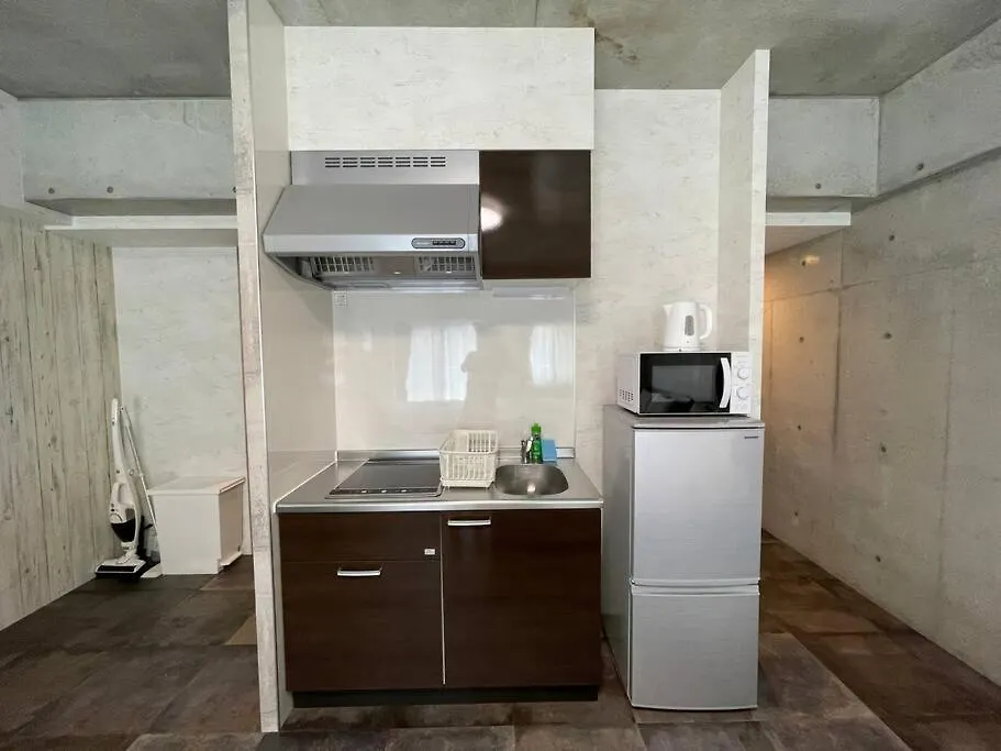 Wolf Pack Apartment 33 Ósaka